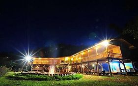 Karen Hill Tribe Lodge